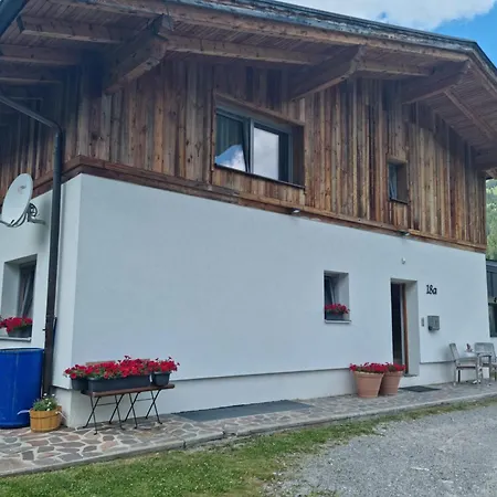 Haus Huber Apartman *