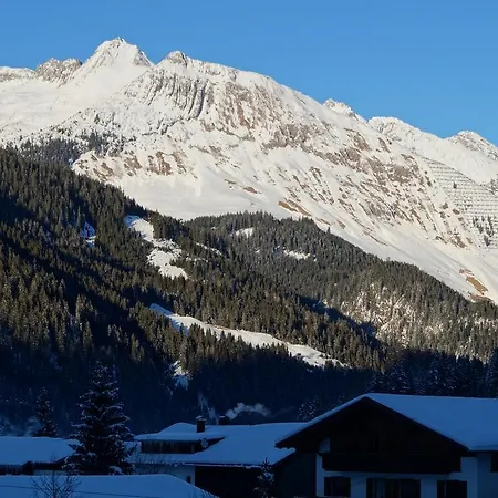 Haus Huber Apartman *